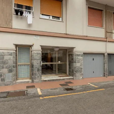 Joivy Cerisola Lovely In Рапалло